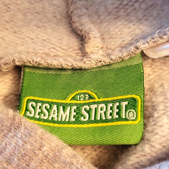 Sesame Street characters light grey pullover hoodie - Picture 3 of 5